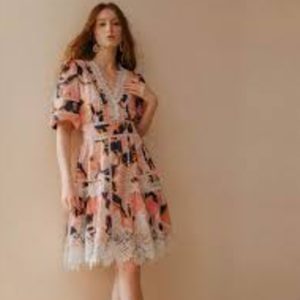 WOMEN'S FASHION FLORAL PRINT CONTRAST LACE SHORT DRESS